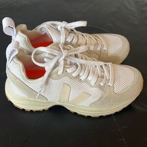 Veja women impala shoes - eggshell